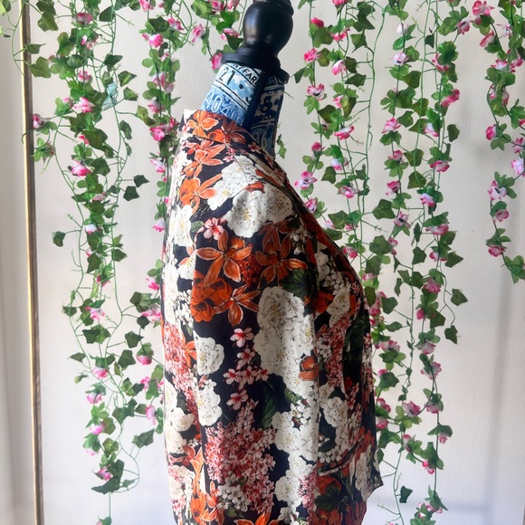 Valentine Gauthier Paris/Anthropologie Floral Blazer w/ button tab - Picture 4 of 5